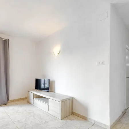 Tatil Evi Apto. Centrico En Torroella De Montgri, Gran Terraza, Barbacoa, A/c, Wifi, Parking - Es-89-131 Torroella de Montgrí