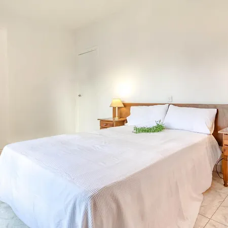 בית נופש Apto. Centrico En Torroella De Montgri, Gran Terraza, Barbacoa, A/c, Wifi, Parking - Es-89-131 *