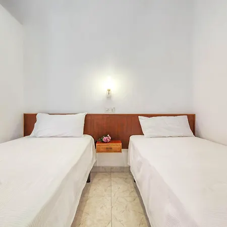 Apto. Centrico En Torroella De Montgri, Gran Terraza, Barbacoa, A/c, Wifi, Parking - Es-89-131 Nyaraló *